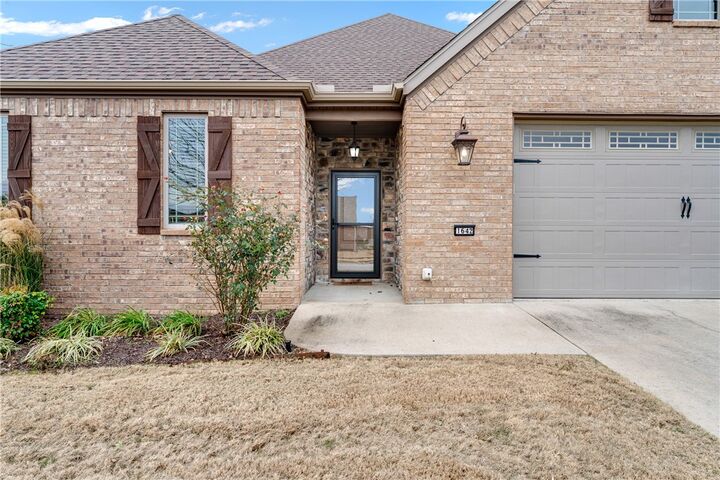 Property Photo: 1642 Pasubio Street AR 72762