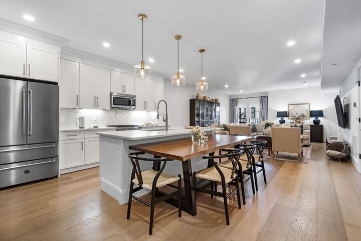 258-260 W 3rd St 1  Boston MA 02127 photo