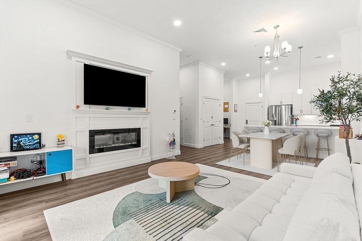 320 Middlesex Ave E403  Medford MA 02155 photo