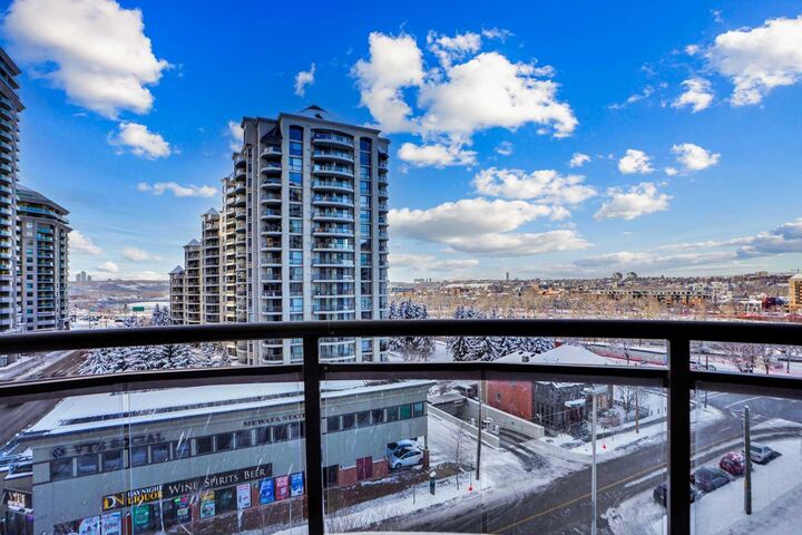 1088 6 Avenue SW 705  Calgary AB T2P 5N3 photo