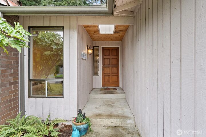 Property Photo:  2610  81st Place SE  WA 98203 