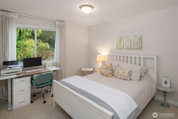 Property Photo: 5225 50th Avenue NE 208 WA 98105