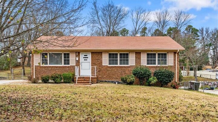 Property Photo:  2107 Carpenter Street  NC 27403 