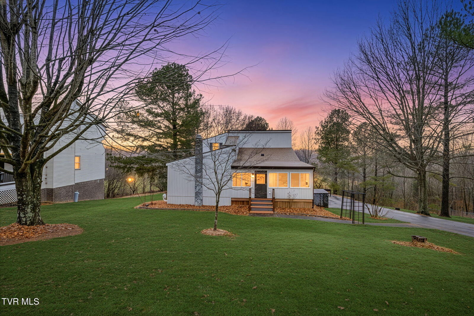 Property Photo: 126 Cottonwood Drive TN 37659