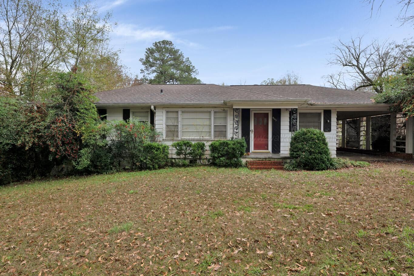 Property Photo: 405 13th St W AL 35501