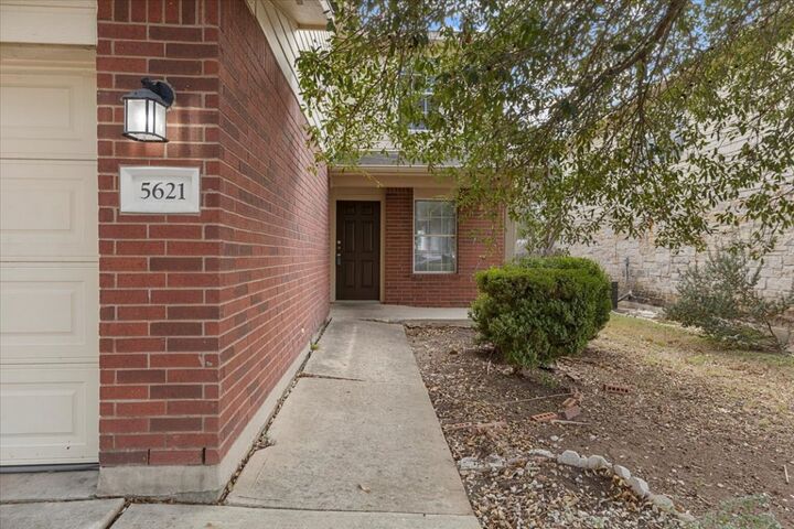 Property Photo:  5621 Abby Ann Lane  TX 78747 