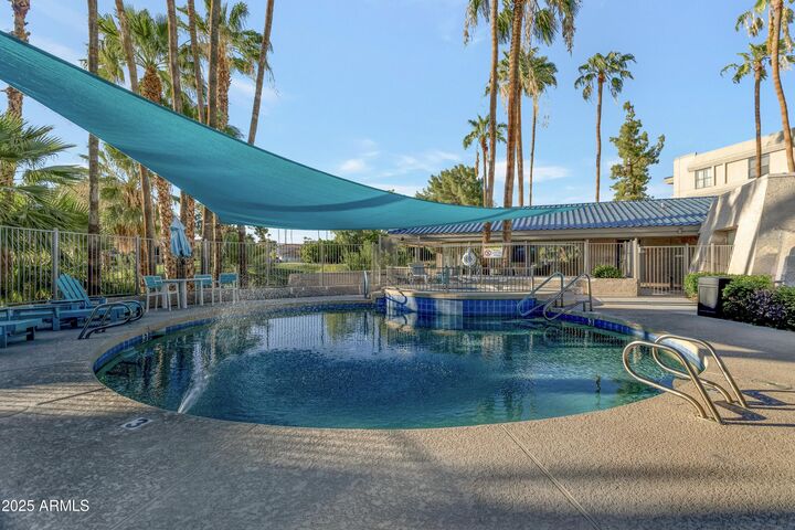 Property Photo:  5102 N 31st Place 412  AZ 85016 