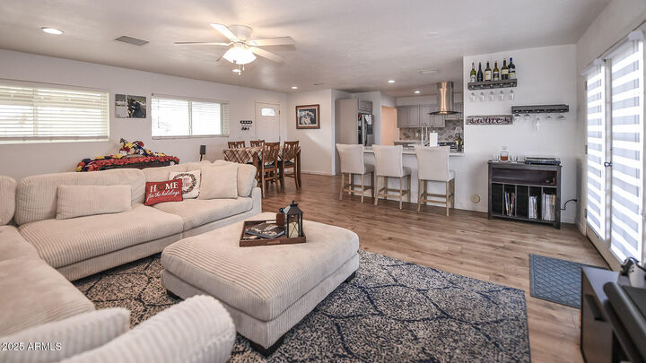 Property Photo:  2701 N 66th Street  AZ 85257 