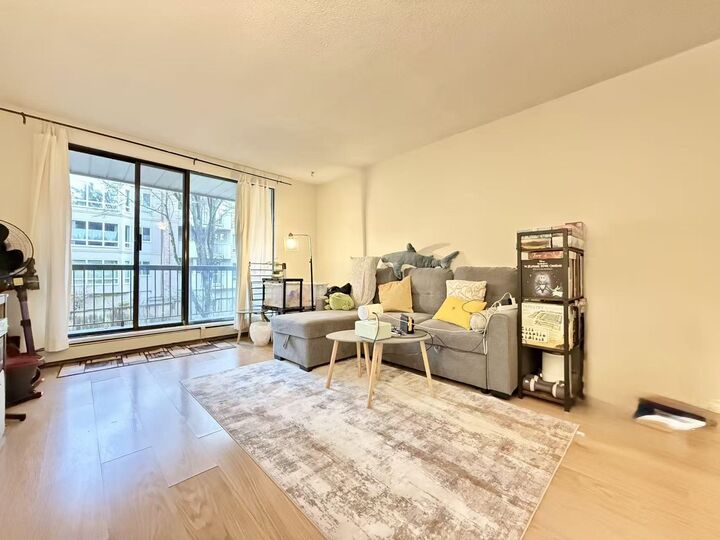 8511 Ackroyd Road 105 — photo 1