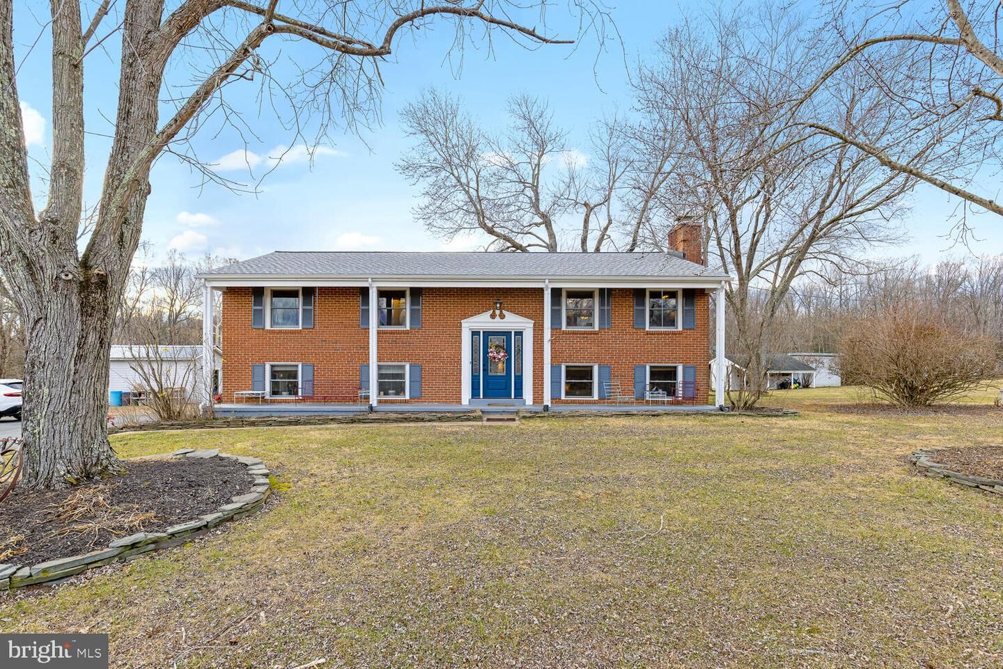 Property Photo: 1573 Garrisonville Road VA 22556