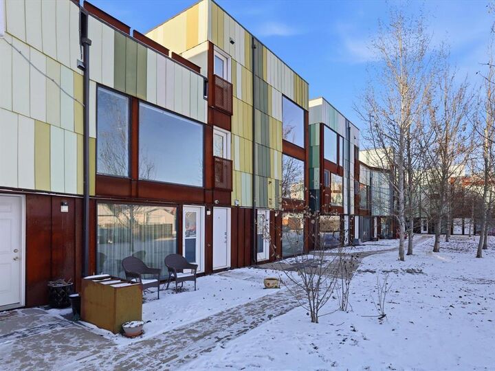 Property Photo:  791 Wall Street  MB R3G 2T6 