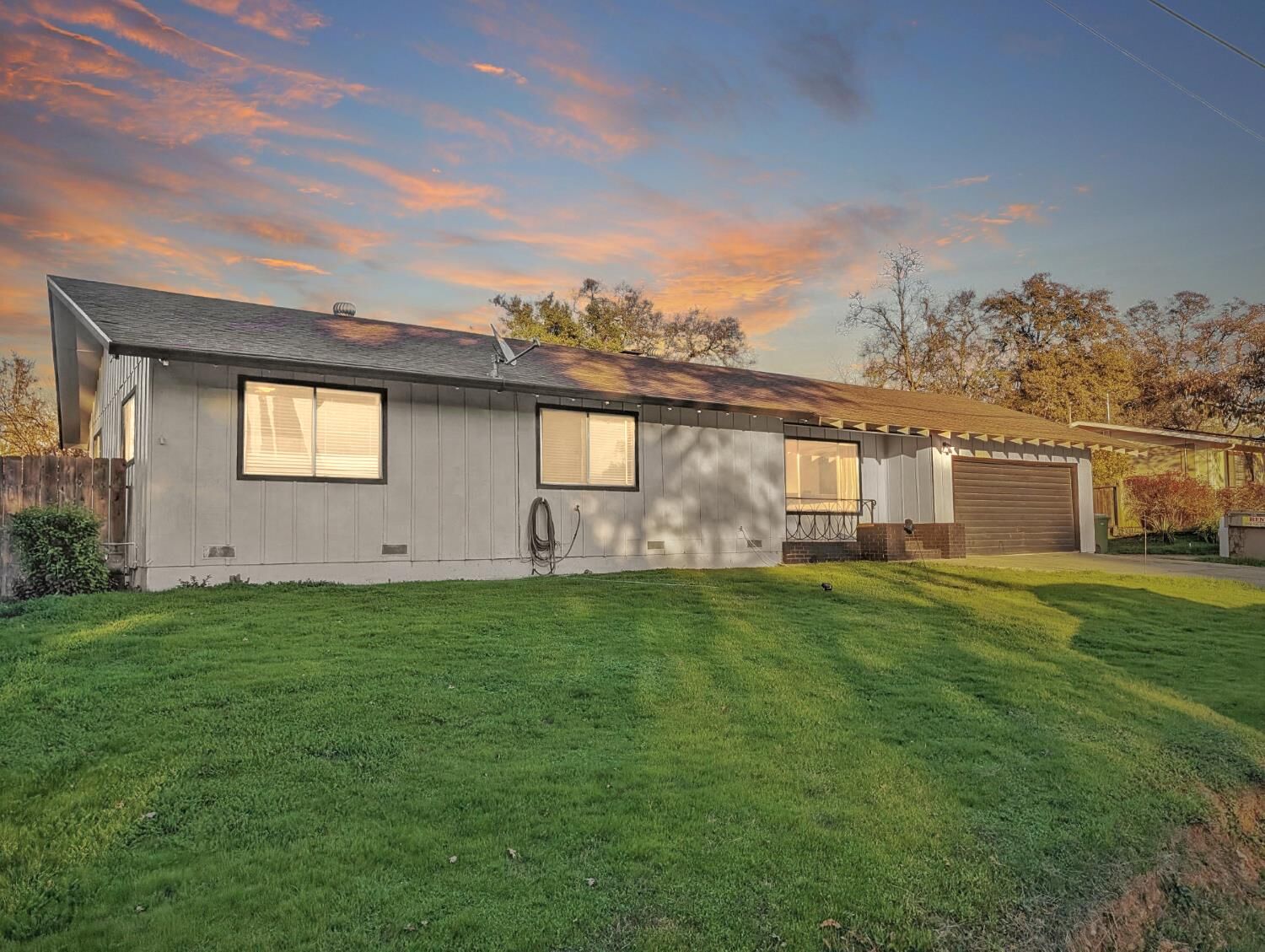 Property Photo:  600 Gold Oak Road  CA 95249 