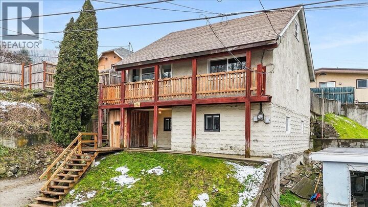 530 Turner Street  Warfield BC V1R 2K2 photo