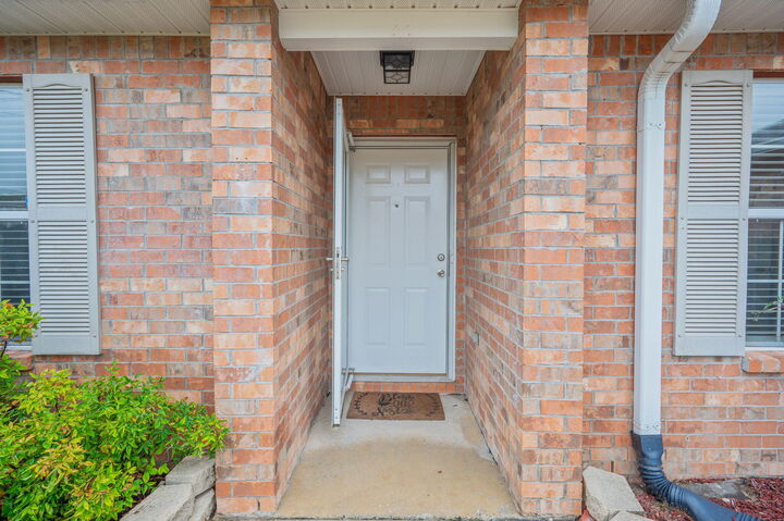 Property Photo: 217 Lustan Drive FL 32536