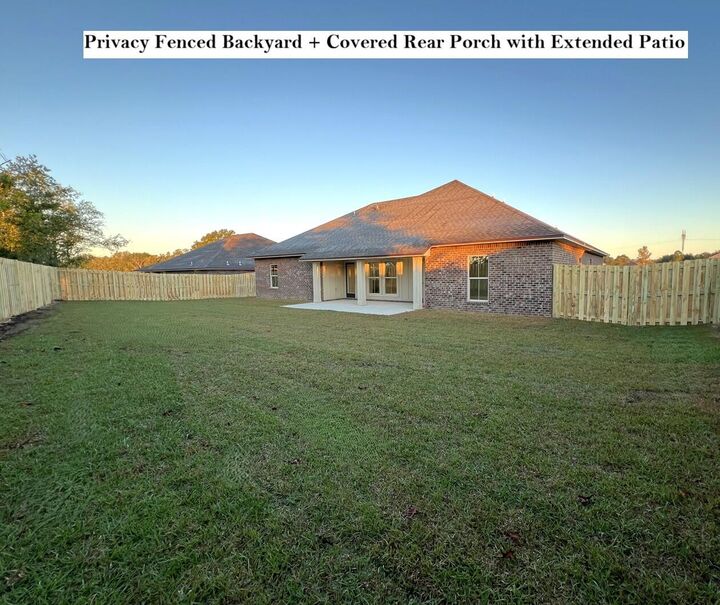 Property Photo: 4646 Chanteuse Parkway FL 32539