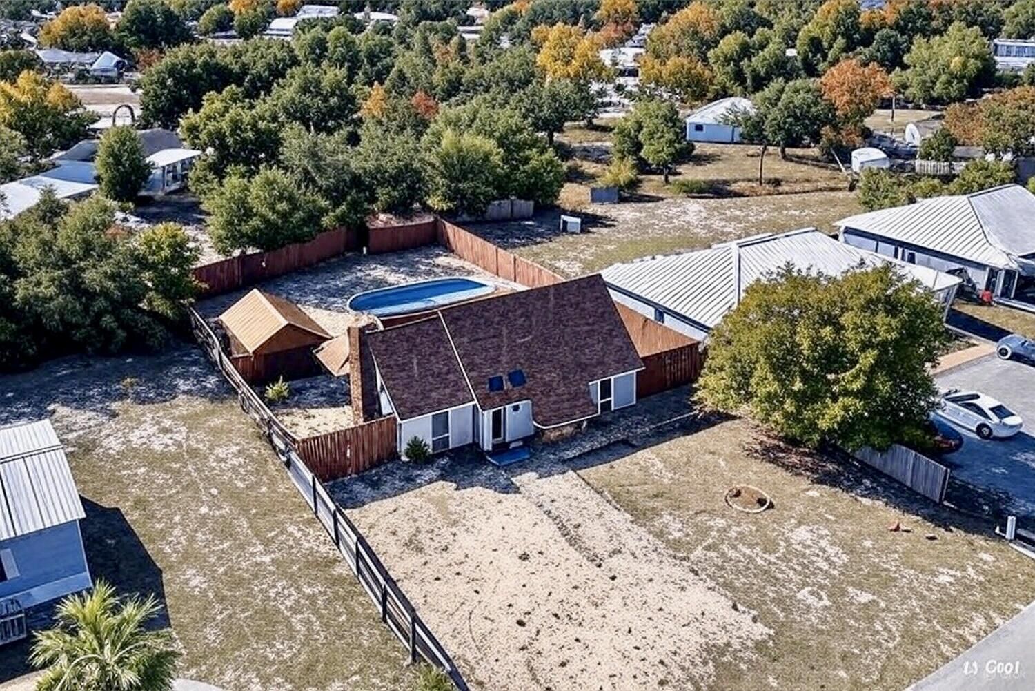 Property Photo: 2343 Grand Oaks Lane FL 32408