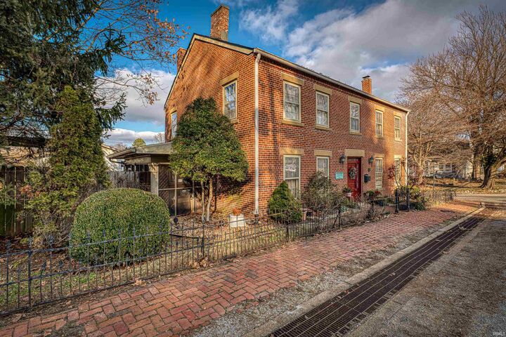 Property Photo:  318 E Main Street  IN 47630 