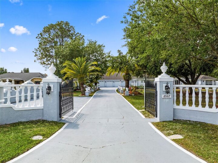 Property Photo:  8162 Oak Park Road  FL 32819 