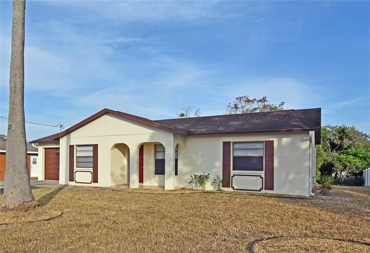 Property Photo: 1390 Esmont Avenue FL 34608