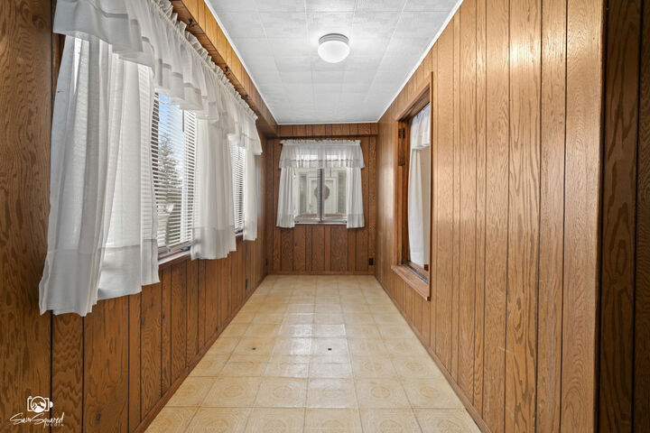 Property Photo:  276 W Second Street  IL 60950 