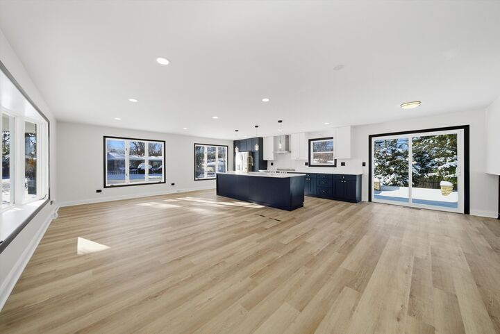 Property Photo: 3928 N Cass Avenue IL 60559