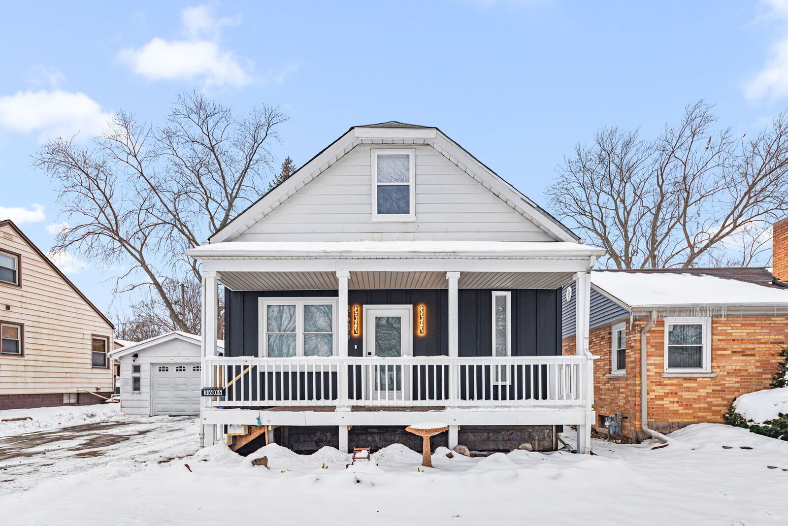 Property Photo:  3606 Emerald Avenue  IL 60475 