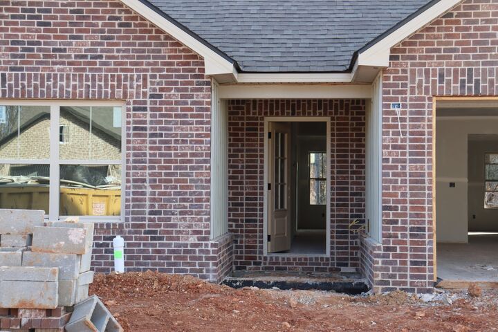 Property Photo:  603 Willow Park Dr  TN 37043 