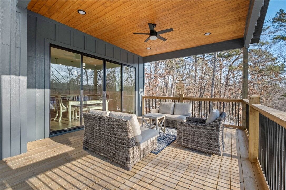 Property Photo:  2 Helmsley Circle  AR 72715 