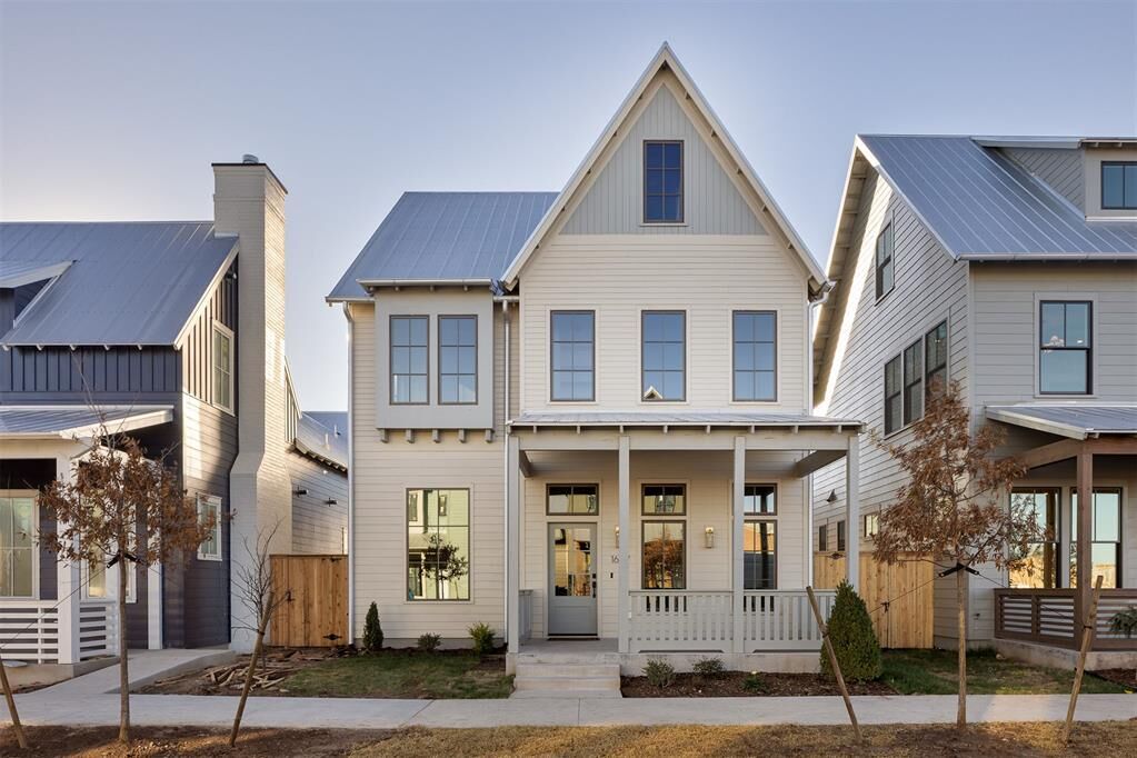 Property Photo:  1637 Pioneer Street  OK 73108 