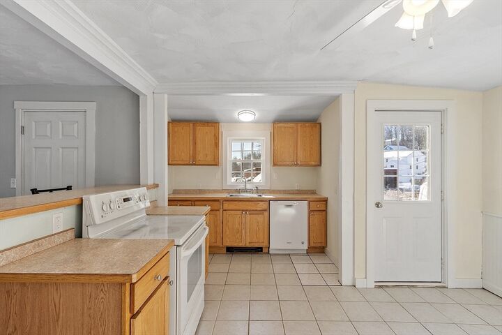 Property Photo: 88 Baker St MA 01440