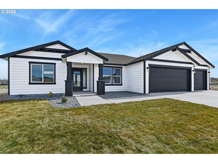 Property Photo:  153 SW Eagle Dr.  OR 97818 