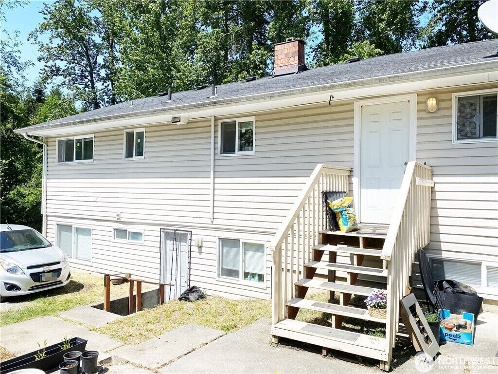 Property Photo: 2413 SW Graham Street WA 98106