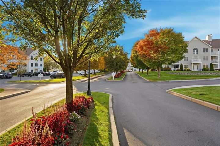 Property Photo:  40 Saw Mill Drive 204  RI 02852 