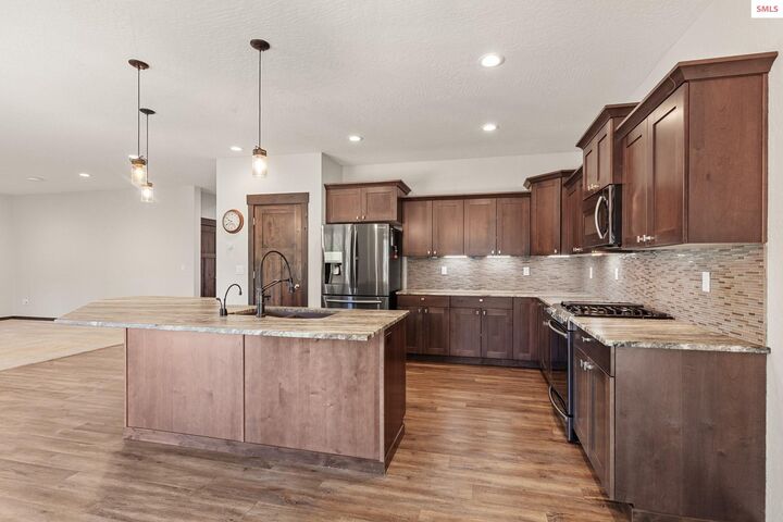 Property Photo: 2153 E Thomas Hill Dr ID 83815