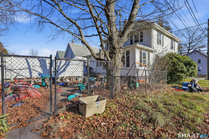 Property Photo:  556 Boswell Avenue  CT 06360 