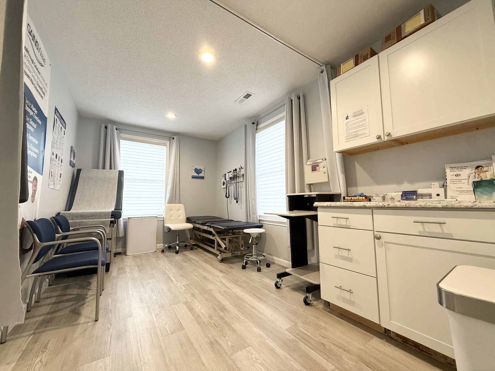 Property Photo: 212 New London Turnpike CT 06033