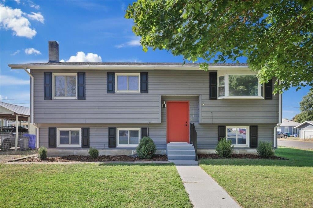 Property Photo: 1008 S Beeman St WA 99001