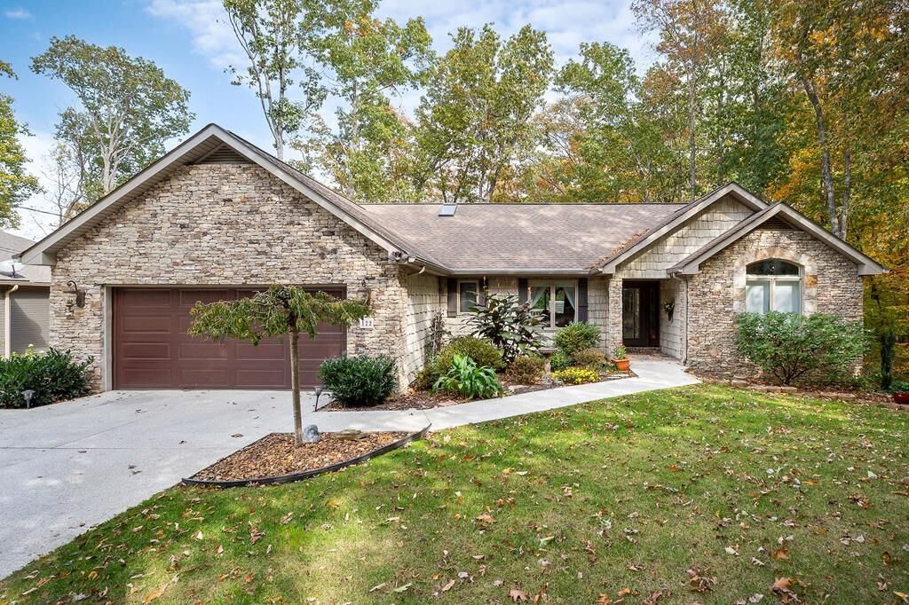 Property Photo:  122 Pineridge Loop  TN 38558 