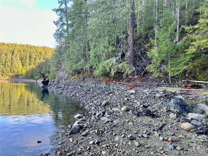 Property Photo: 1309 Gorge Harbour Rd BC V0P 1K0