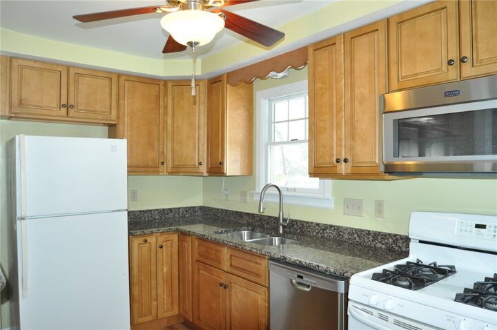 Property Photo: 1032 Evergreen Ave PA 15601