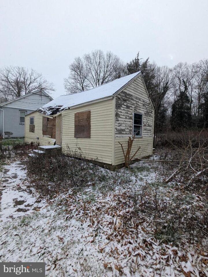 Property Photo:  214 Jericho Road  NJ 08302 