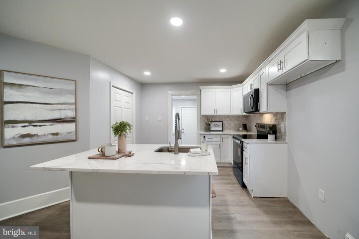 Property Photo: 346 Duke Street PA 17522