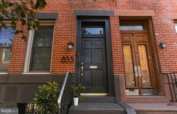 Property Photo: 855 N 24th Street PA 19130