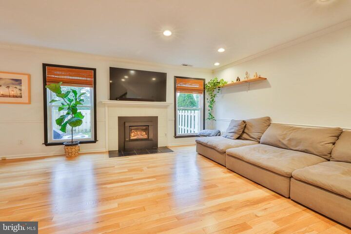 Property Photo: 173 Wildflower Circle PA 19067