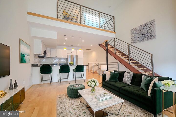 Property Photo: 1328 Maryland Avenue NE 3 DC 20002