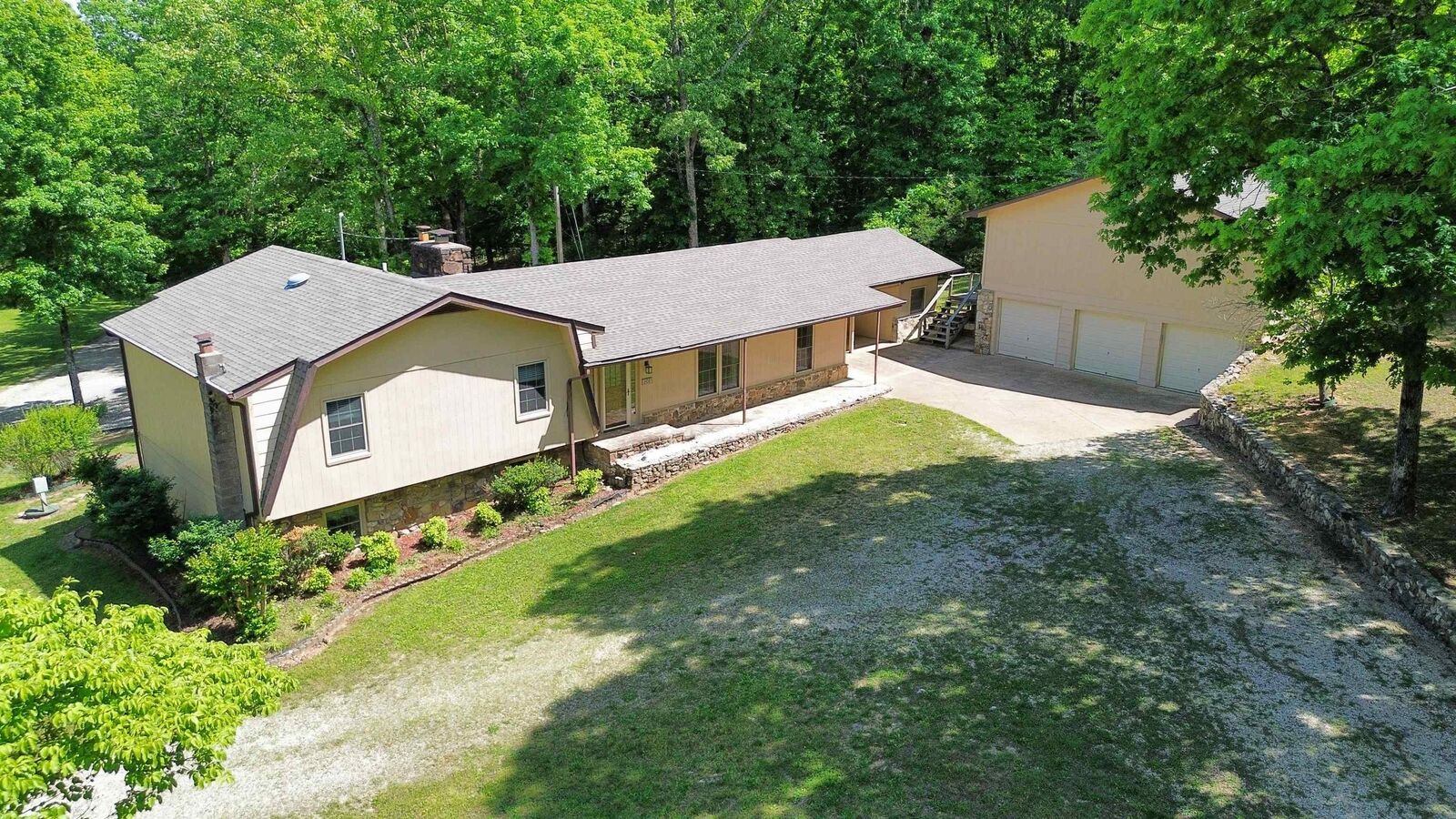 Property Photo:  137 Rainbow Drive  AR 72542 