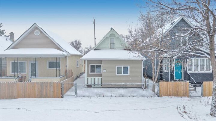 Photo de la propriété:  912 Redwood Avenue  MB R2X 0X7 