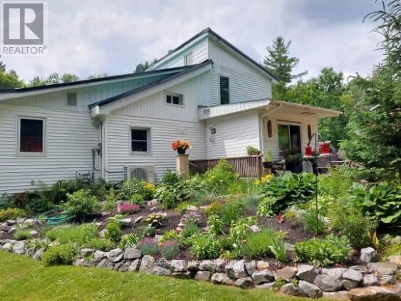 Property Photo: 322 Kuno Road ON K0L 1G0