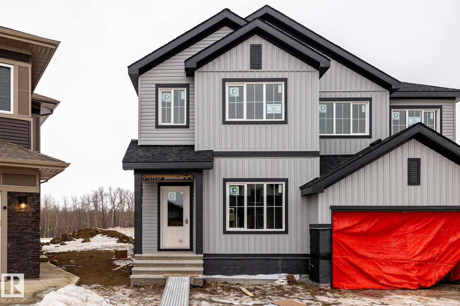 Property Photo:  43 Renwyck Place  AB T7X 4E1 