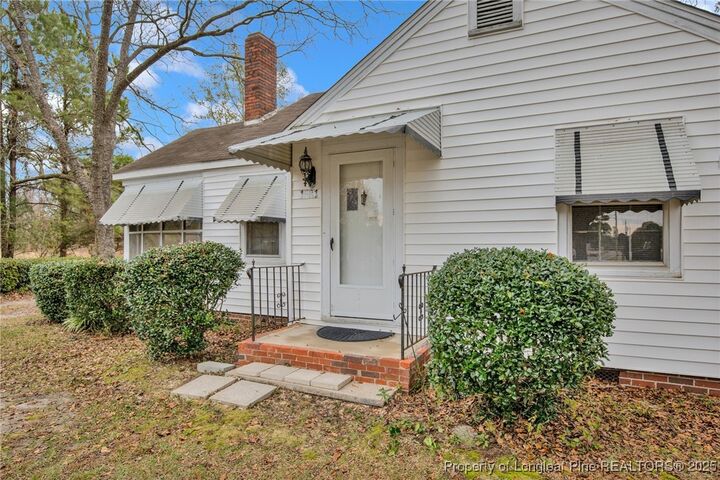 Property Photo:  1591 S Creek Road  NC 28369 